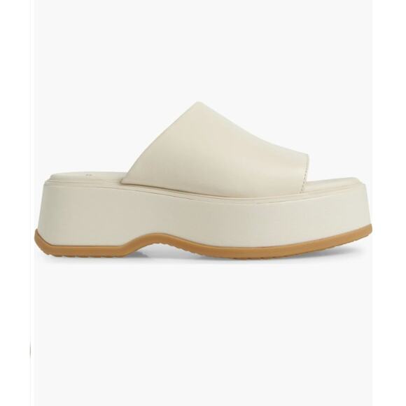 SOREL New Dayspring Leather Slide Sandal in Ivory // 7 - Picture 2 of 9